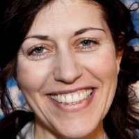 Maggie Peren Nøgen