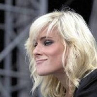 Maja Ivarsson Nøgen