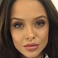Mara Teigen Nøgen