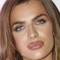 Maria Wild Nøgen