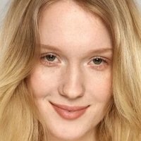 Marta Bryla Nøgen