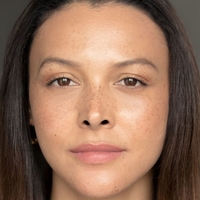 Mecia Simson Nøgen
