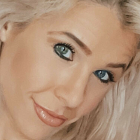 Megan Potthast Nøgen