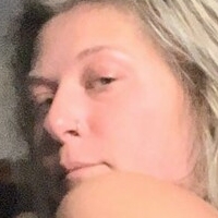 Meghann Bee Nøgen