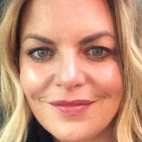 Melinda Songer Nøgen