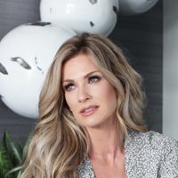 Melissa Jones Nøgen