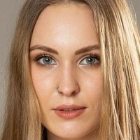 Mencia Francis Nøgen