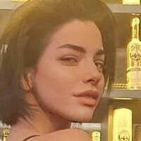 Merve Bolugur Nøgen