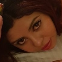 Mia Basañes Nøgen