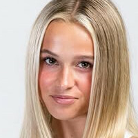 Mia Rogan Nøgen