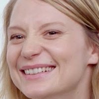 Mia Wasikowska Nøgen