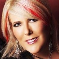 Michelle Aston Nøgen