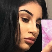 Mikaela Testa Nøgen