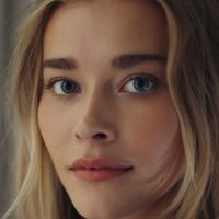 Milena Tscharntke Nøgen