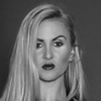 Miss Suzanna Maxwell Nøgen