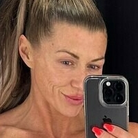Misswatts Nøgen