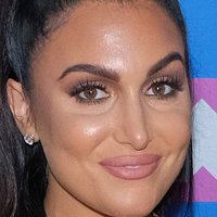 Molly Qerim Nøgen