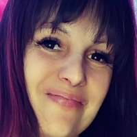 Mom7 Nøgen