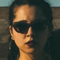 Monique Ferraz Nøgen