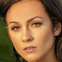 Montana Baird Nøgen