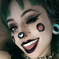 Nekomia Nøgen