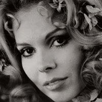 Nélida Lobato Nøgen