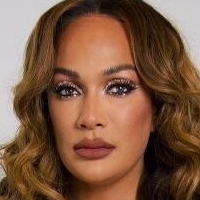 Nia Jax Nøgen