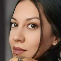 Nicole Quiros Nøgen