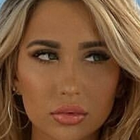 Nikita Sullivan Nøgen