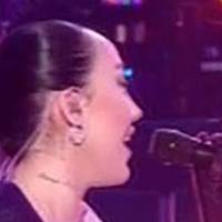 Noah Cyrus Nøgen