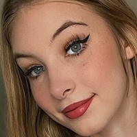 NothingIndependent87 Nøgen