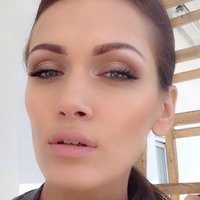 Oana Jidoveanu Nøgen