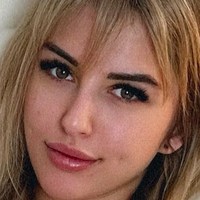 Octavia May Nøgen