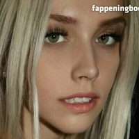 ofmaddison Nøgen