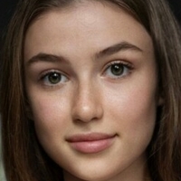 Olivia Casta Nøgen