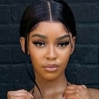 Ontlametseofficial Nøgen