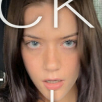 Peachypoppy Nøgen