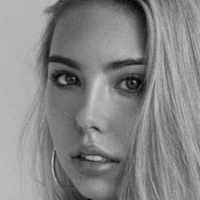 Raelynn Rosalie Harper Nøgen