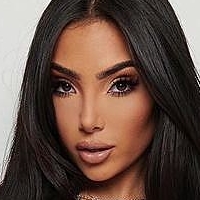 Raquel Symons Nøgen