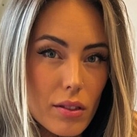 Rayna Ryse Nøgen