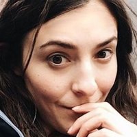Rebecca Van Cleave Nøgen