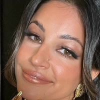Richa Moorjani Nøgen