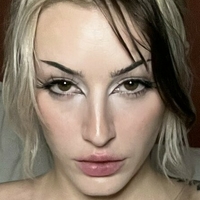 rickypostmortem Nøgen