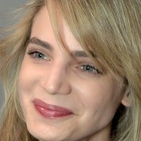 Rike Schmid Nøgen