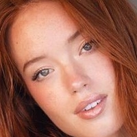 Riley Rasmussen Nøgen