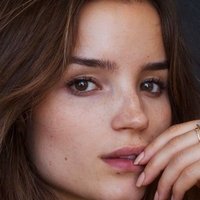 Roos van Montfort Nøgen