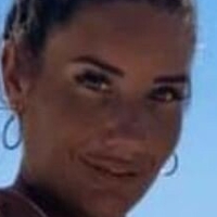 Roxan Hughes Nøgen
