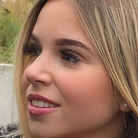 sabrinasedlatschek Nøgen