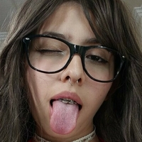 Sadlola Nøgen