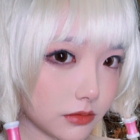 Sakura.gun Nøgen